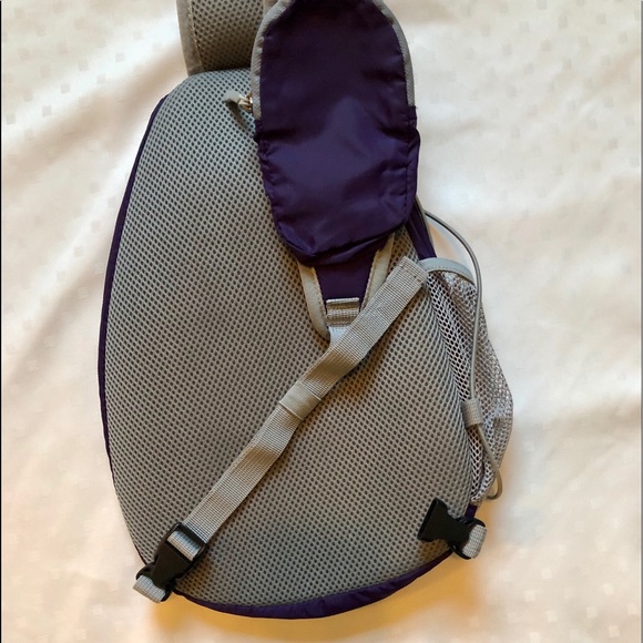 Eddie Bauer Sling Pack - Picture 4 of 5